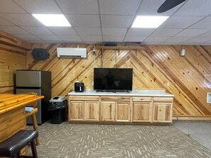 Living Area (4)