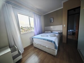 Quarto1 cama de casal 