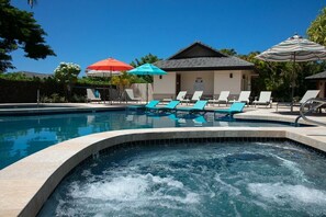 Villages Recreation Center hot tub spa