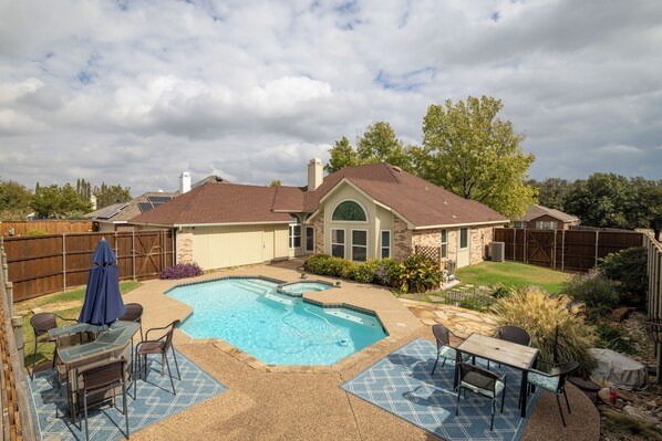 Butterfly garden, outdoor seating, and pool (unheated as of 11/2024 for repairs)