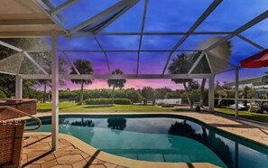 Waterfront Coastal Retreat (1039)