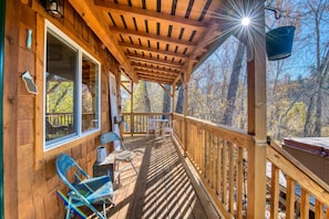 Side of wrap around deck