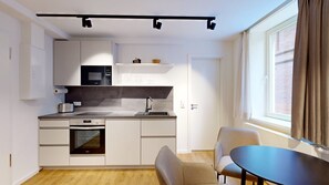 Fully equipped kitchenette in the N°8A Boardinghouse Lüneburg