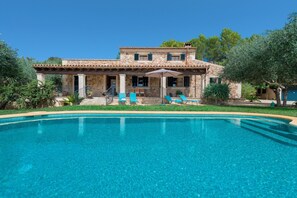 Extérieur maison de vacances [été]