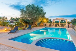 Holiday Home Swimming Pool
