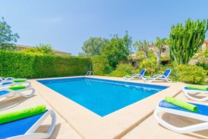 Holiday Home Swimming Pool