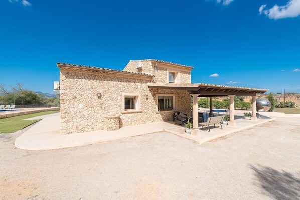 Extérieur maison de vacances [été]