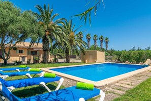 Holiday Home Swimming Pool
