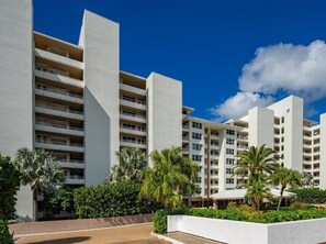 Somerset of Marco Island