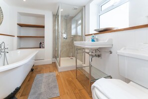 Sunny Terrace on Robert Street, Brighton and Hove - Host & Stay