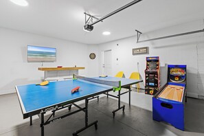 Spielezimmer