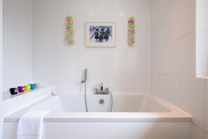 Bright, Clean bathroom