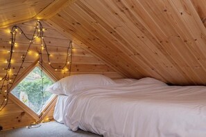 The Eco Cabin, Brighton and Hove - Host & Stay