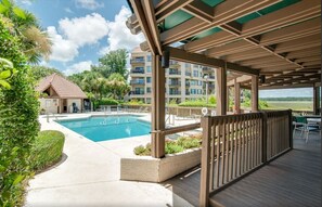 245 Captains Quarter | Community Pool