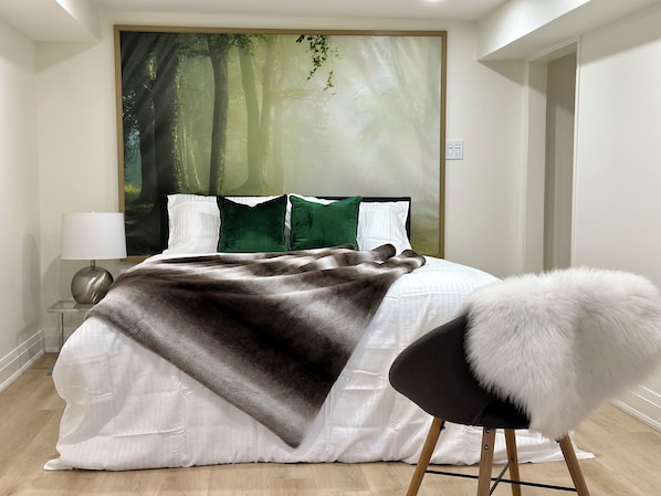 Queen bed with new mattress and cozy cotton sheets