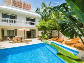 Pool area