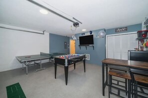 Spielezimmer