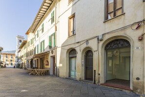 Autumn, Building Exterior, Spring, Summer