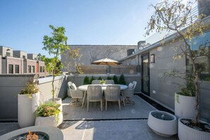 Rooftop Dining