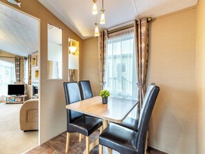 Dining Area | Coastal Retreat, Ilfracombe