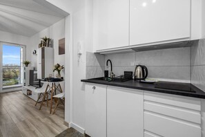 Kitchen | Book Now with RENTUJEMY.COM