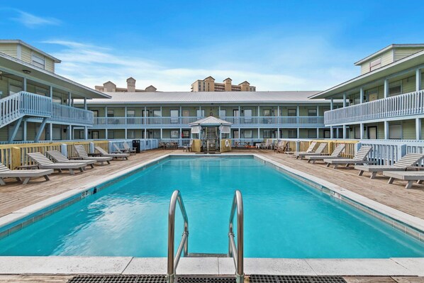33-920 W Lagoon Ave B103 33