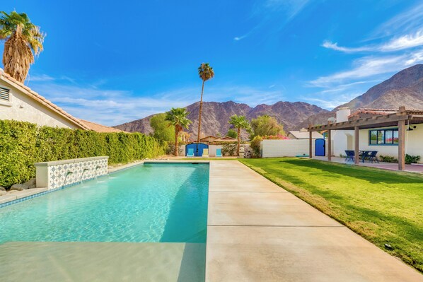 La Quinta Vacation Rental | 2BR | 2BA | 1,293 Sq Ft | Steps Required to Enter