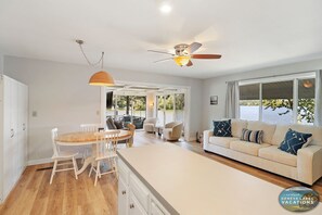 Dining area off kitchen with seating for 6
