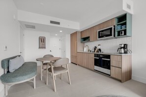 1-BR Downtown Miami Getaway on the 24th floor (7341)