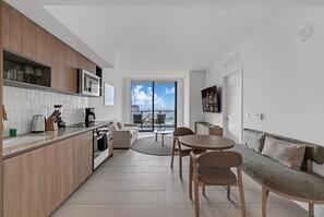 1-BR Downtown Miami Getaway on the 24th floor (7344)