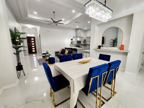 Expansive dining room 