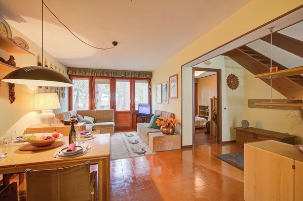 Living and dining room