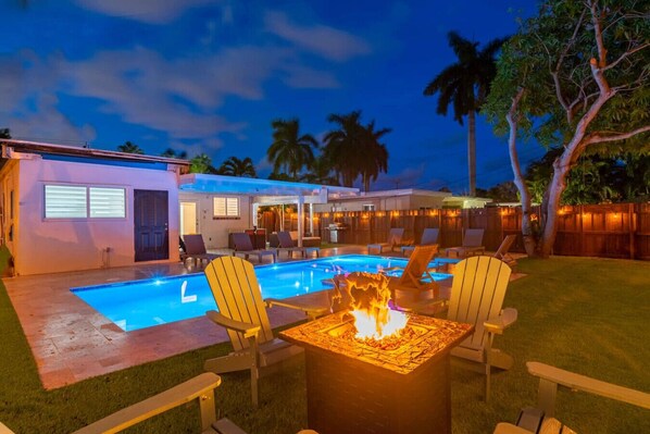 Pool