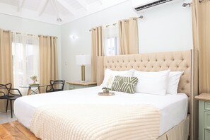 Master King size Bedroom