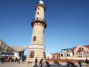 Leuchtturm und Teepott