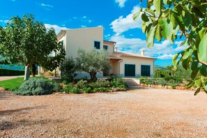 Holiday Home Exterior [summer]