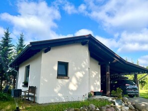 Gartenansicht mit Sitzecke