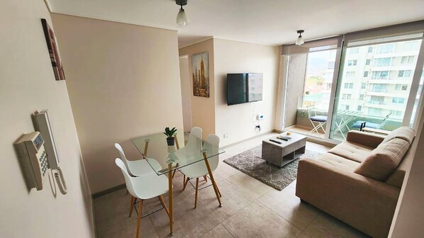 Seating area,Dining area,Living Room