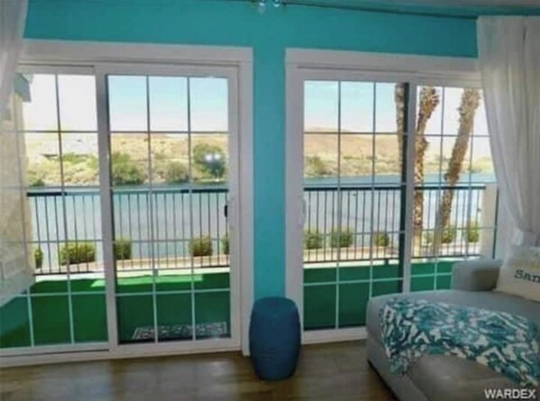 When I walked in and saw this, I didn't need to see the rest of the townhome :) 