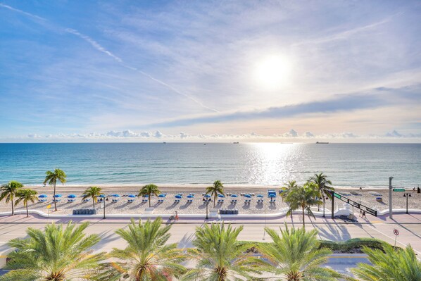 Fort Lauderdale Vacation Rental | 2BR | 2BA | Step-Free Access | 1,200 Sq Ft