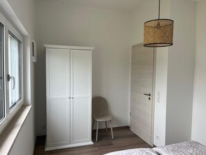 Ferienwohnung am Schloss-Schlafzimmer 2