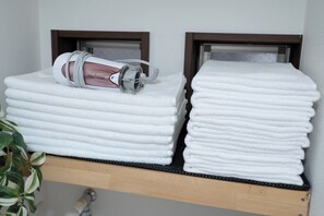 Bathroom amenities