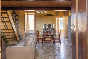 Living and dining room