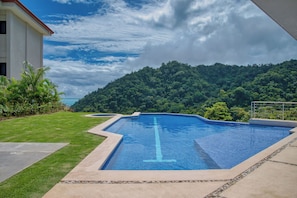 Ocean View Infinity 18 Meter Lap Pool