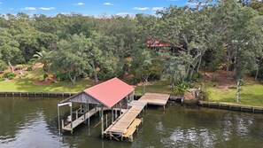 Swimming platform and swim ladder - Boat lift not included