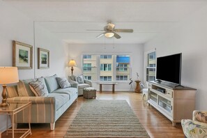 Beach Harbour Club B303 by FVC - Living Room