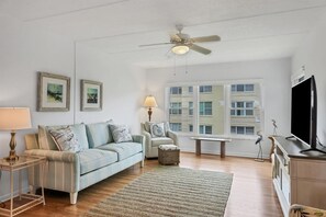 Beach Harbour Club B303 by FVC - Living Room