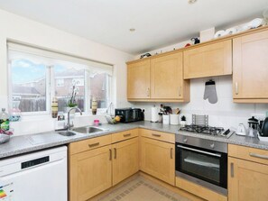 Kitchen | The Pearls, Belgrano