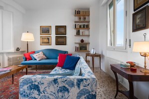 Autumn, Living Room, Spring, Summer