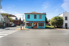 Grab fresh espresso and pastries at 25 30 Espresso, right below your apartment.